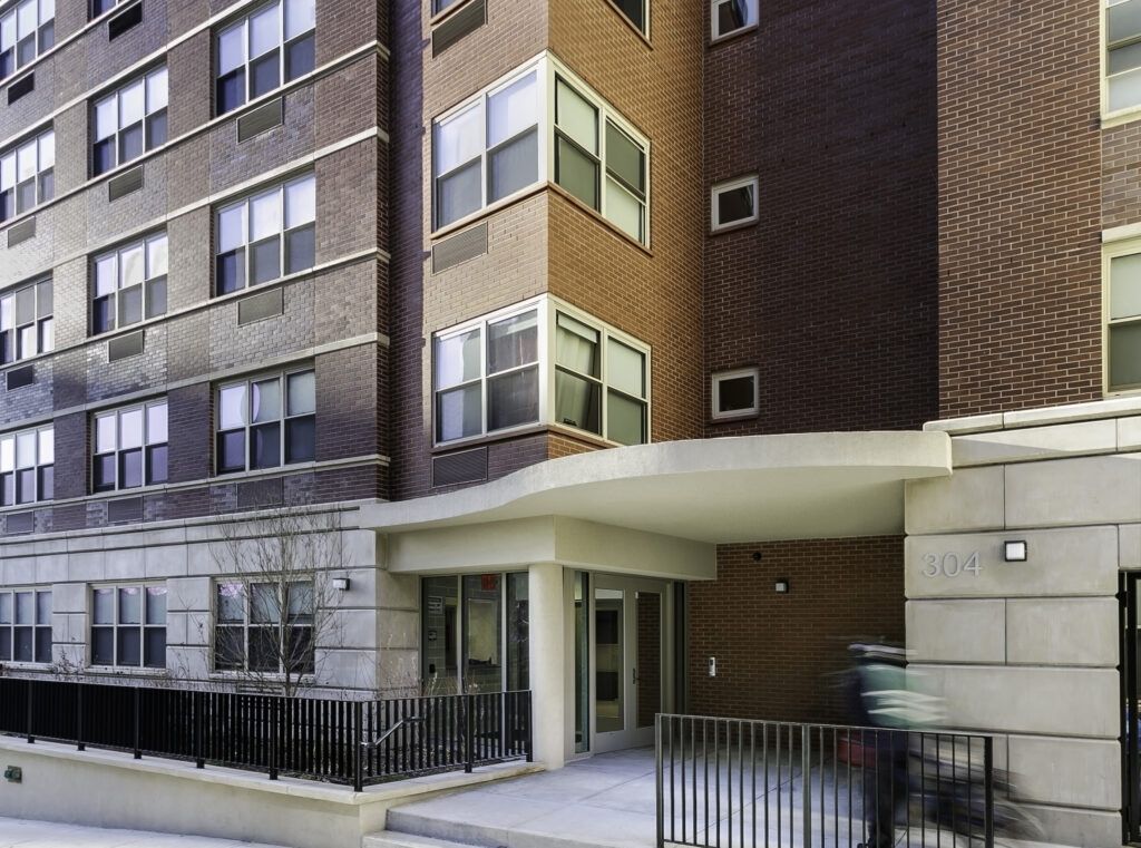 304 Echo Place - Drpilla